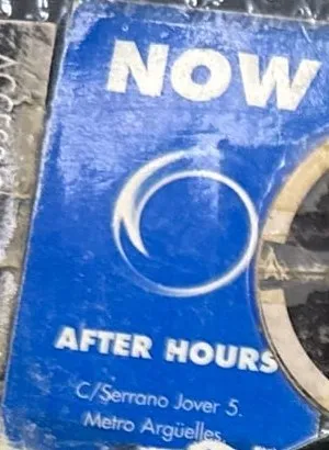 Tarjeta azul de Now After Hours, C/ Serrano Jover 5, metro Argüelles.